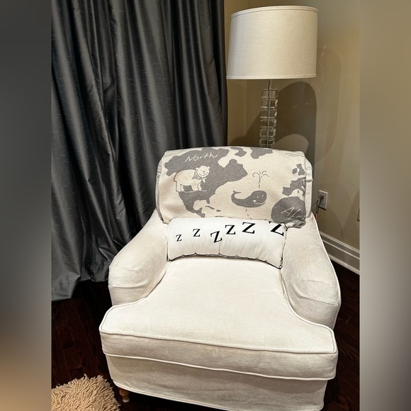 Super Cute David Fussenegger Grey Around the World Blanket/Throw - Picture 6 of 12